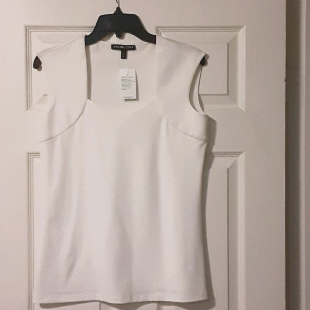 Form fitted white top.